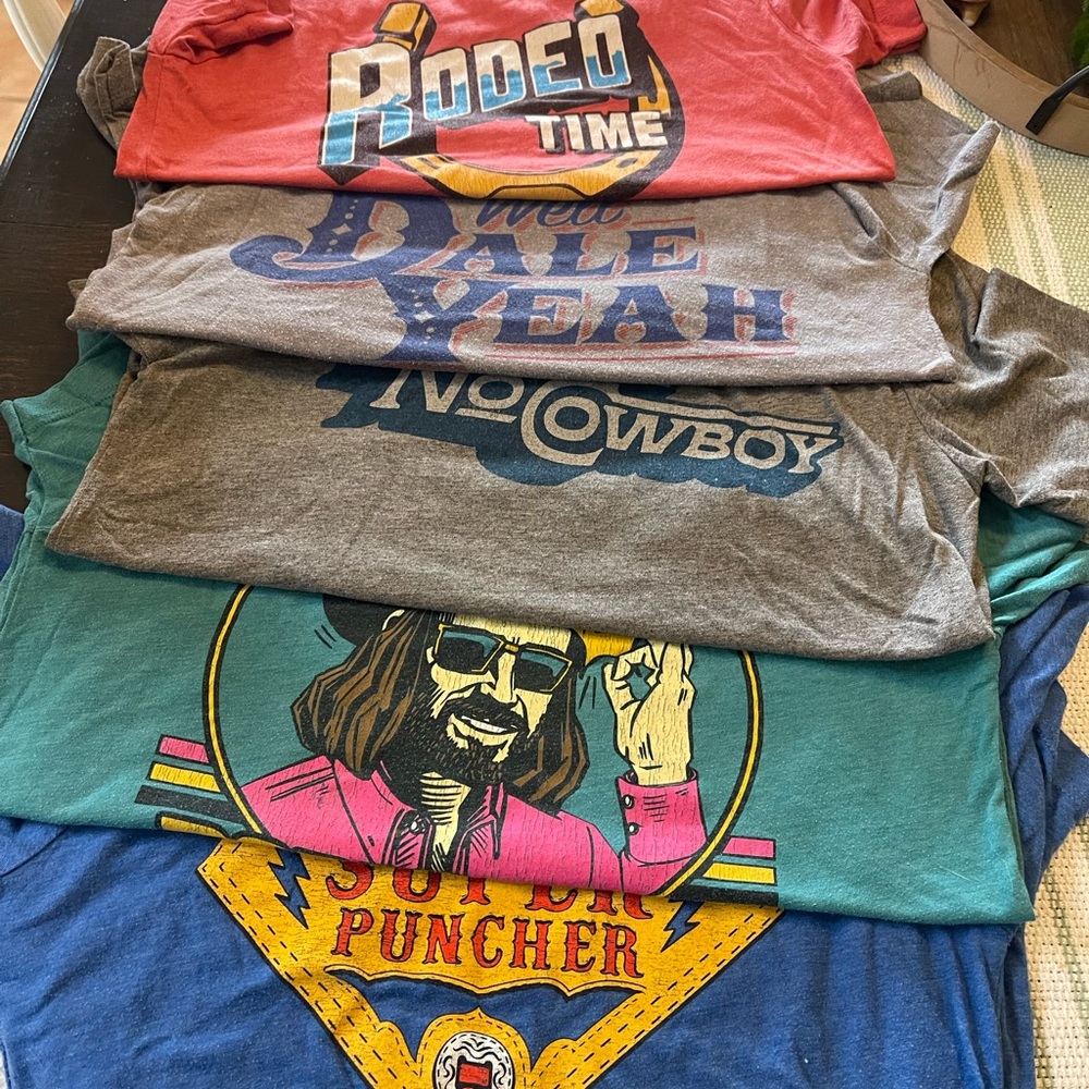 Dale Brisby graphic tee bundle. All size adult  small. Unisex. Used condition.